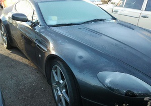 В Украину незаконно ввезли Aston Martin стоимостью свыше полумиллиона гривен