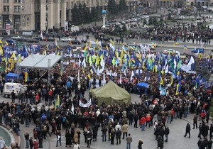 Мэрия Киева предложила митингующим перенести акции протеста в другие части города