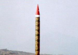 Пакистан испытал баллистическую ракету, способную нести ядерный заряд