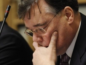 Министр торговли Исландии подал в отставку из-за кризиса
