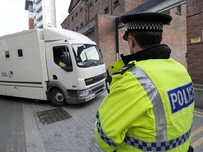 Британская полиция арестовала пятерых предполагаемых террористов