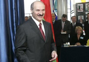 Лукашенко: Пусть завидуют, как у нас проходят выборы