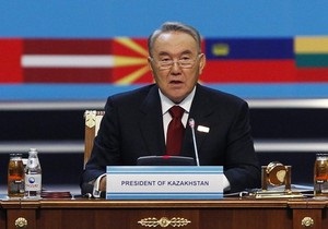 Назарбаев предложил провести досрочные выборы в Казахстане