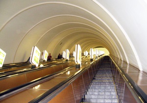 Газета перечислила наиболее травмоопасные эскалаторы в киевском метро