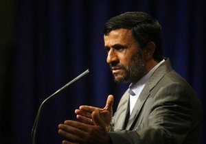 Ахмадинеджад: Факт существования Израиля является оскорблением для человечества