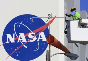 NASA потратит $1,6 млрд на развитие космического такси