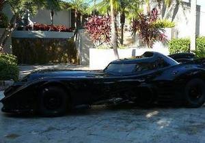 Автомобиль Бэтмена продается за $500 000