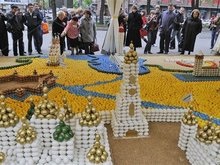 Подавляющее большинство украинцев считает Пасху великим праздником