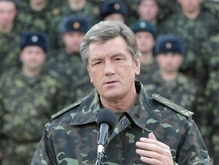 Ющенко полетал на истребителе