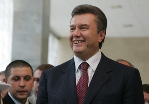 Сегодня Янукович примет участие в Благодарственном молебне и проведет заседание Совета регионов