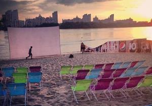 На пляже в Киеве пройдет ночь фильмов с Эдрианом Броуди