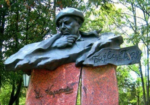 В Киеве установят памятник белорусскому писателю Короткевичу