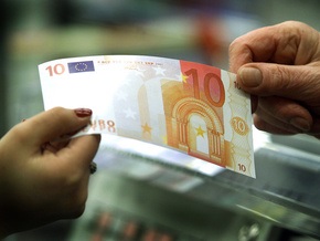 НБУ рекордно повысил курс евро