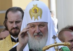 Патриарху Кириллу подарили телескоп и показали звезды
