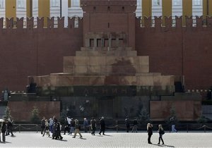 Мавзолей Ленина в Москве закрывается на профилактику
