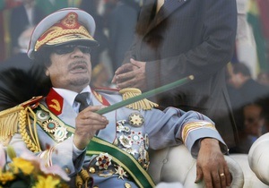 Триполи опроверг информацию СМИ о бегстве жены и дочери Каддафи