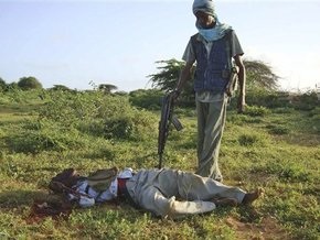 Исламисты в Сомали вырывают у местных жителей золотые зубы