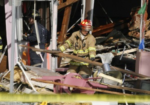 В американском Индианаполисе взрыв разрушил несколько домов: есть жертвы