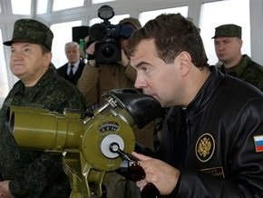 Медведев: Мы крайне против расширения ядерного клуба