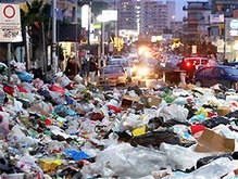 Неаполь утопает в мусоре