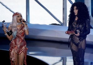 СМИ: Lady GaGa споет дуэтом с Шер