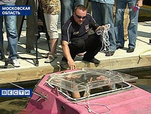 Под Москвой испытали розовую субмарину