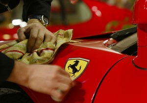 Коллекцию уникальных Ferrari продают за $20 млн