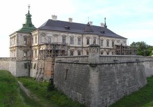 Администрация Януковича отрицает создание резиденции в Подгорецком замке