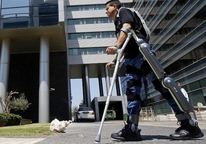 В Израиле разработали костюм, который позволит парализованным снова ходить