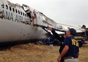Авиакатастрофа в Сан-Франциско - новости США: Asiana Airlines намерена судиться с американскими СМИ из-за скандала с именами пилотов