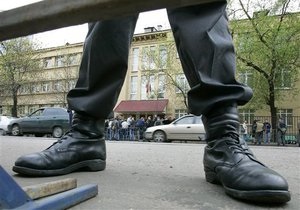 В центре Москвы произошла драка между работодателем и гастарбайтерами