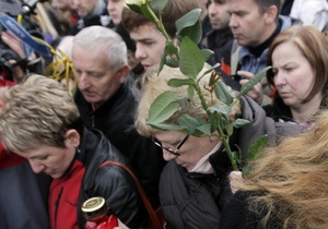 Большинство поляков недовольны тем, как Россия расследует катастрофу под Смоленском