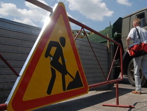 Киевские дороги будут ремонтировать круглосуточно