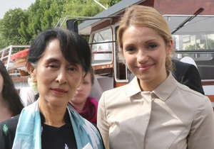Дочь Тимошенко встретилась с лауреатом Нобелевской премии мира