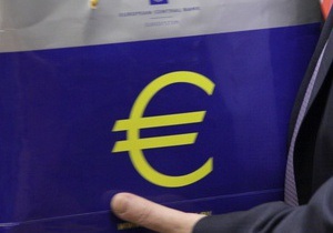 Евро на межбанке пробил отметку в 10,6 гривен