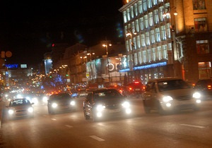 Киевавтодор просит водителей воздержаться от поездок по городу в связи с уборкой улиц от снега