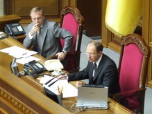 Партия регионов и БЮТ планируют сменить Яценюка на Лавриновича