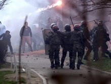 НАТО усилит мандат своих войск в Косово