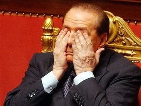 Берлускони уверен, что его пытаются уничтожить судьи-коммунисты
