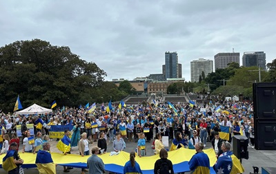 Мир демонстрирует солидарность с Украиной