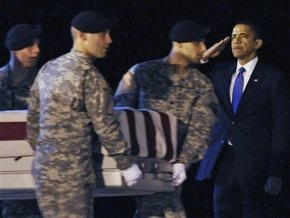 Обама лично встретил гробы с телами американских солдат