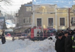 Взрыв Черновцы - В Черновцах неизвестный произвел взрыв в помещении медуниверситета