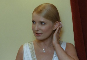 ГПС: Тимошенко требует профессиональный стол для массажа