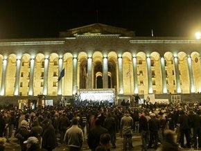 Грузинский парламент вновь работает в обычном режиме