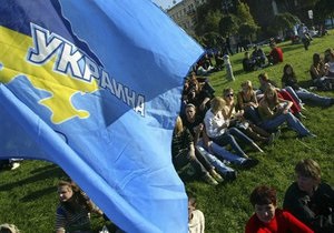 Комитет избирателей Украины заявил, что в Донецке ПР начала применять админресурс