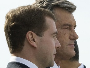 Ющенко соболезнует Медведеву