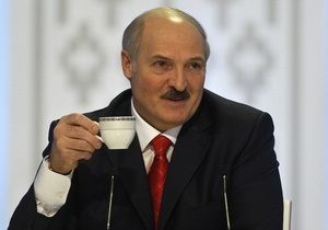 Лукашенко предположил, что белорусы скоро будут ходить в магазины как в музеи, но оговорился насчет чиновников