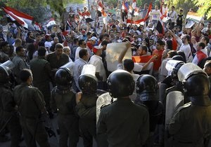 Демонстрации в Сирии перекинулись на улицы Дамаска: есть жертвы