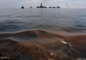 Нефть, разливающаяся по Мексиканскому заливу, достигла мощного течения. США ведут переговоры с Кубой