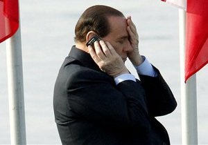 Берлускони подозревают в связях с несовершеннолетней марокканкой